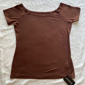 Fuinloth NWT Women's Size Large Brown Stretchy, Open Neck, Fitted Shirt